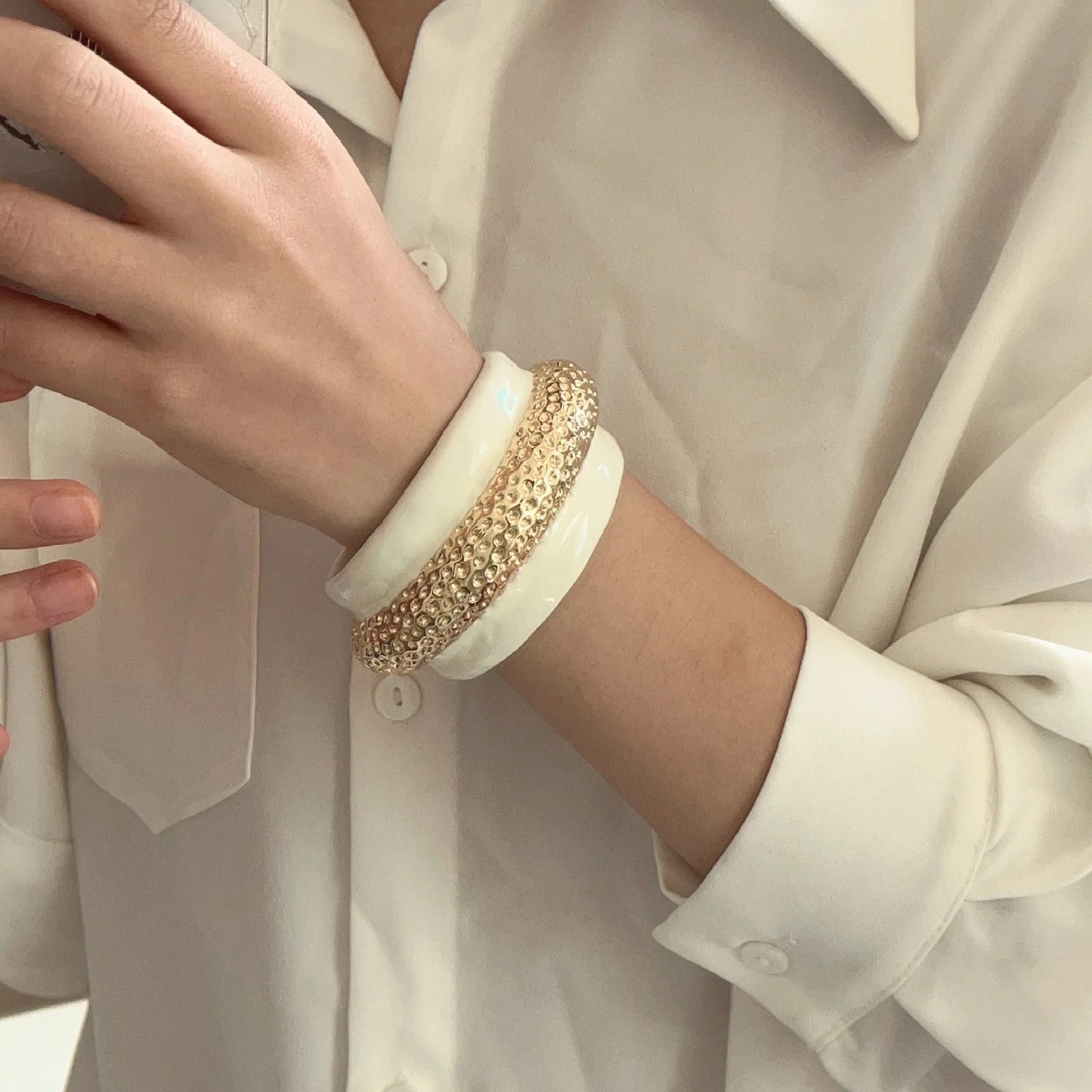 Emily cuff - Large