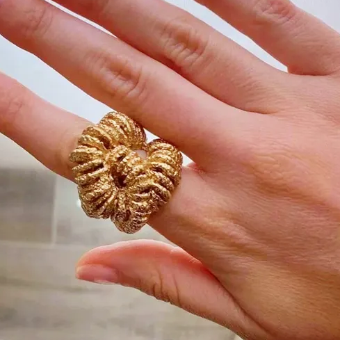 Farouk ring