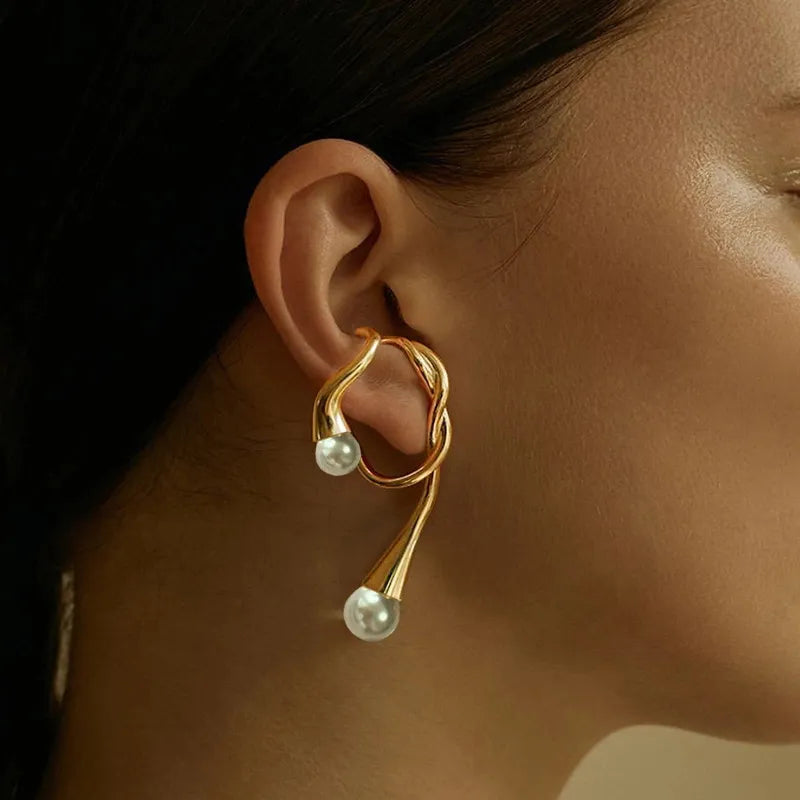 Hayat cuff earring