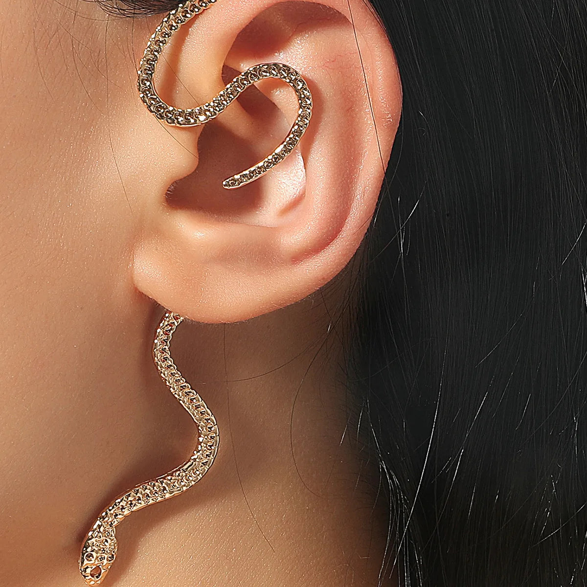 Hanesh earcuff