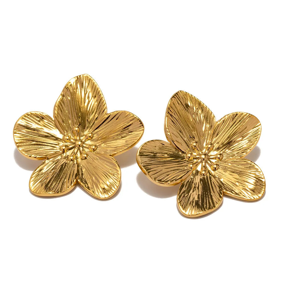 Floral earring